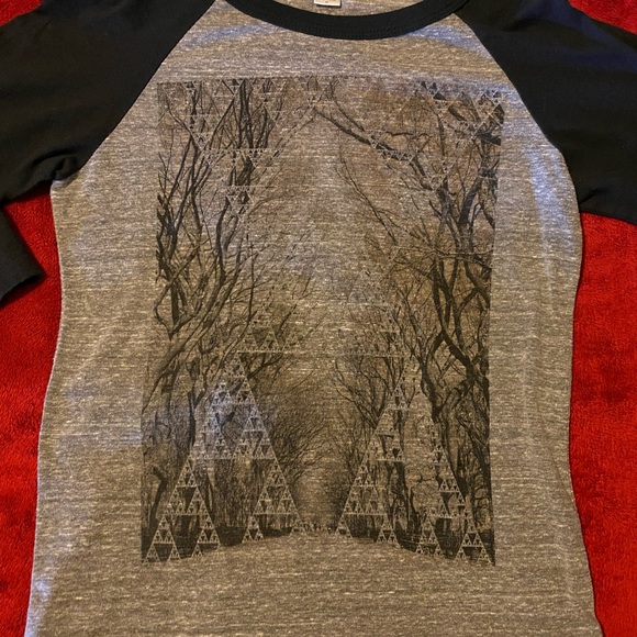 Daytrip Tee - Picture 3 of 4